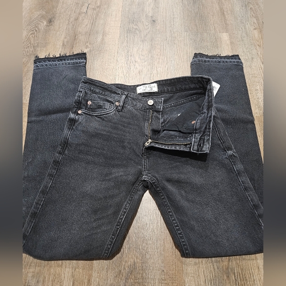 Free People We the Free Cuffed Slim Boyfriend Jean, Faded Black, 25 - Picture 9 of 12
